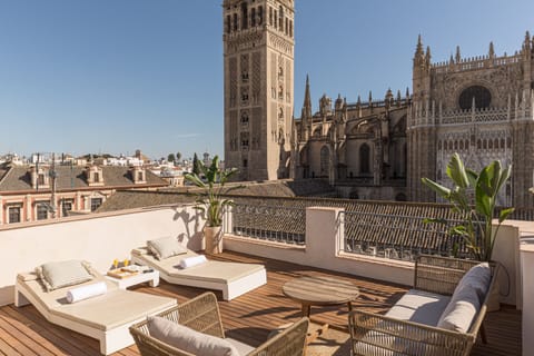 Two Bedroom Apartment Duplex | Terrace/patio