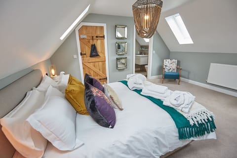Barn, 5 Bedrooms | 1 bedroom, premium bedding, desk, iron/ironing board