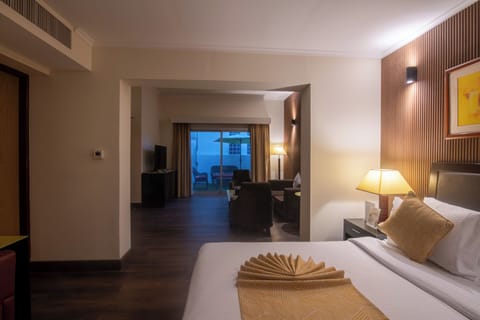 Premium bedding, in-room safe, soundproofing, iron/ironing board