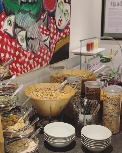Daily buffet breakfast for a fee