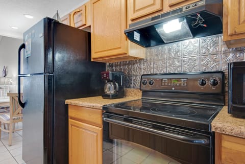 Gulf Crest 7 Kitchen