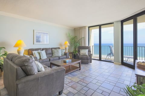 Phoenix VIII 81104, Orange Beach, Alabama, beach front, 3 bedroom condominium on the 11th floor
