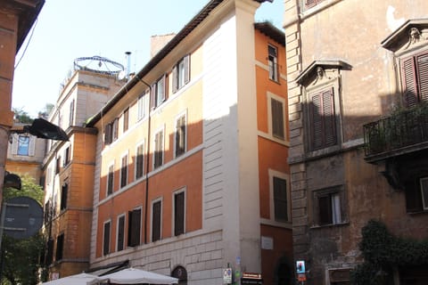 Studio della Pace - 18th century building