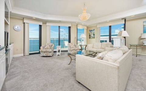 Phoenix East 1401, Orange Beach, Alabama, beach front, 3 bedroom 3.5 bath condominium on the 14th floor