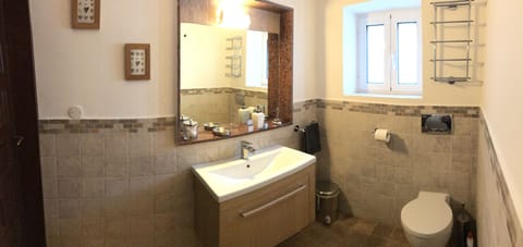 Shower room in the Villa