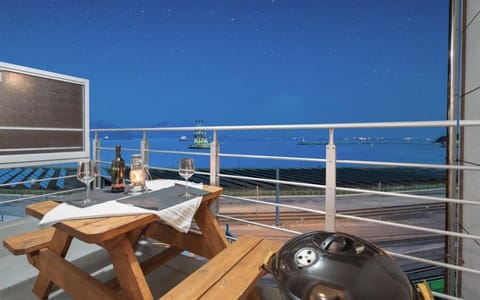 Studio (3F) | Balcony