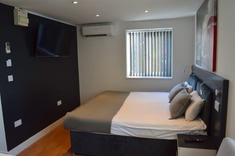 Double or Twin Room | Premium bedding, minibar, individually decorated, individually furnished