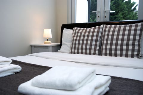 Suite, Balcony | Soundproofing, free WiFi, bed sheets
