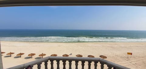Deluxe Room, 1 King Bed, Sea View | Balcony