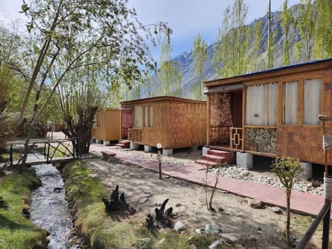 Deluxe Room, Mountain View | Garden view