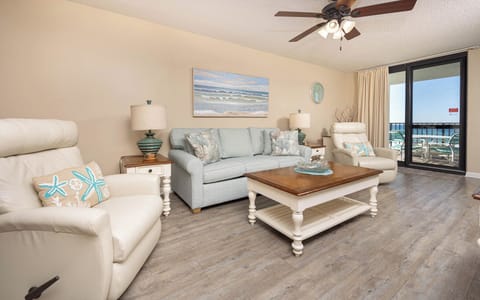 Phoenix VI 6507, Orange Beach, Alabama, beach front, 1 bedroom condominium on the 5th floor