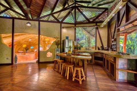 Luxury Suite, 3 Bedrooms, Hot Tub, Garden View | Private kitchen | Coffee/tea maker, fridge, stovetop, cookware/dishes/utensils