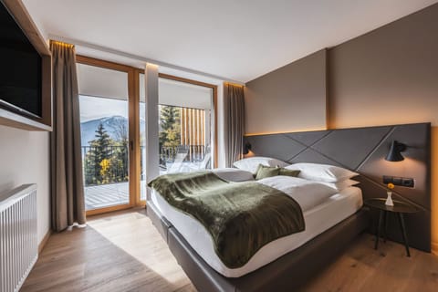 Superior Apartment, Terrace (Panoramic) | Hypo-allergenic bedding, minibar, in-room safe, individually furnished