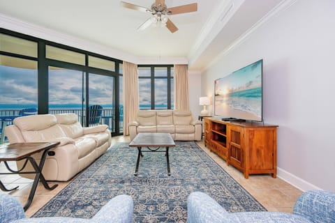 Phoenix West 1105, Orange Beach, Alabama, beach front, 3 bedroom condominium on the 11th floor