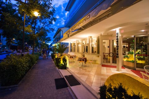 Front of property - evening/night