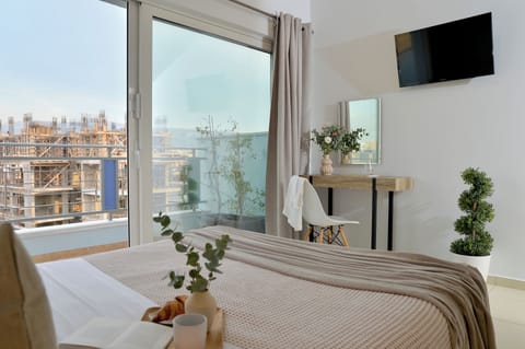 Maisonette with Acropolis View | Egyptian cotton sheets, premium bedding, down comforters