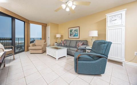 Phoenix VI 6309, Orange Beach, Alabama, beach front, 2 bedroom condominium on the 3rd floor