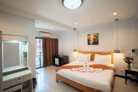 Superior Double Room | In-room safe, blackout drapes, rollaway beds, free WiFi