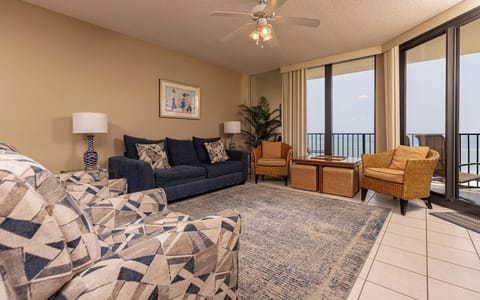 Phoenix VIII 81103, Orange Beach, Alabama, beach front, 3 bedroom condominium on the 11th floor