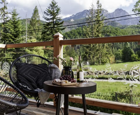 Family Quadruple Room, 1 Bedroom, Terrace | Mountain view