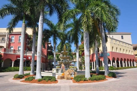 Entrance to Esplanade