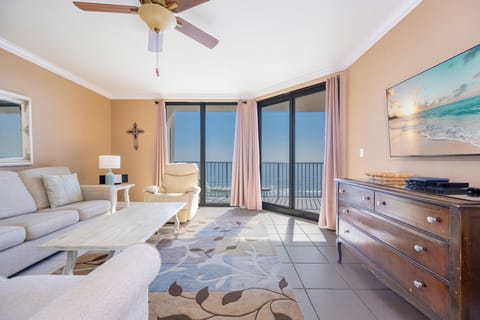 Phoenix X 1010, Orange Beach, Alabama, beach front, 3 bedroom condominium on the 10th floor