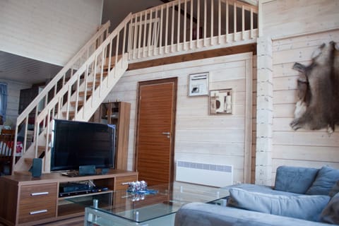 Panoramic Villa, 4 Bedrooms, Sauna, Lake View | Living room | Flat-screen TV, fireplace, DVD player