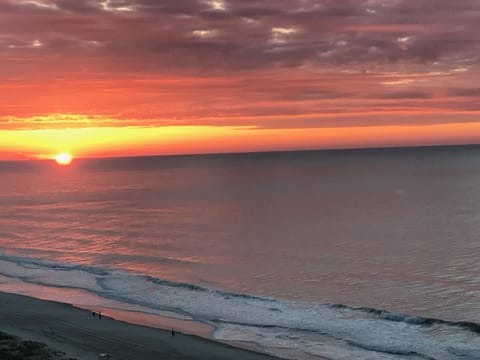 Enjoy beautiful sunrises on the beach!