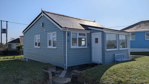 Exterior 1