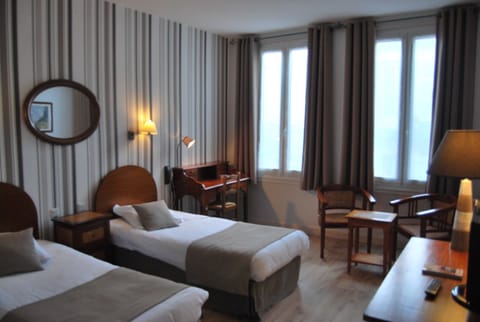 Comfort Twin Room | Premium bedding, individually decorated, individually furnished, desk