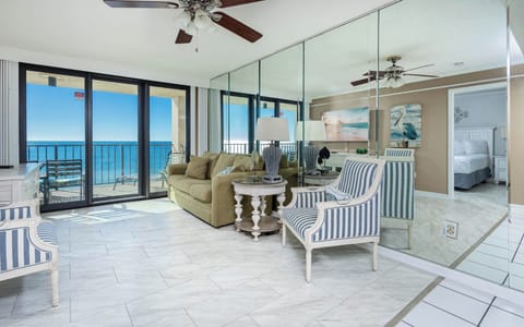 Phoenix I 1082, Orange Beach, Alabama, beach front, 2 bedroom condominium on the 8th floor