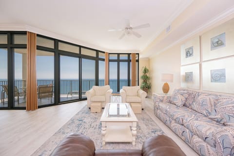 The Oasis 2608, Orange Beach, Alabama, beach front, 3 bedroom condominium on the 26th floor