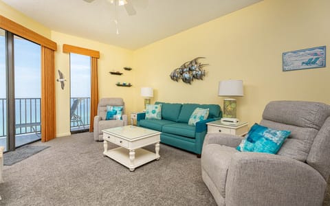 Phoenix IV 4124, Orange Beach, Alabama, beach front, 2 bedroom condominium on the 12th floor