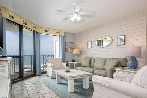 Phoenix VI 6804, Orange Beach, Alabama, beach front, 2 bedroom condominium on the 8th floor