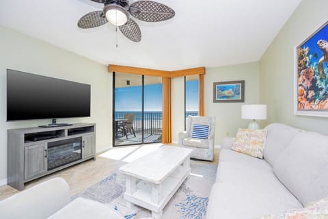 Phoenix IV 4024, Orange Beach, Alabama, beach front, 2 bedroom condominium on the 2nd floor
