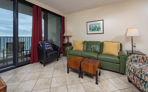 Island Winds West 674, Gulf Shores, Alabama, beach front, 2 bedroom condominium on the 6th floor