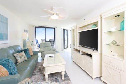 Phoenix VI 6707, Orange Beach, Alabama, beach front, 1 bedroom condominium on the 7th floor