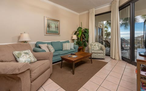Phoenix VIII 8102, Orange Beach, Alabama, beach front, 2 bedroom condominium on the 1st floor