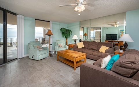 Phoenix East 206, Orange Beach, Alabama, beach front, 3 bedroom condominium on the 2nd floor with extended balcony