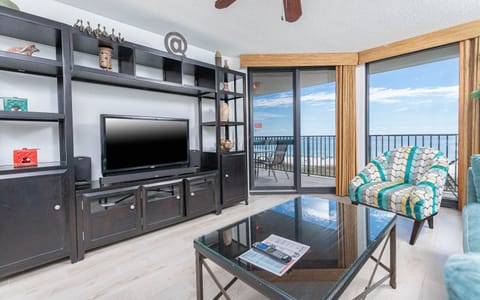 Phoenix VI 6714, Orange Beach, Alabama, beach front, 2 bedroom condominium on the 7th floor