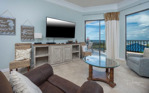 Phoenix V 104, Orange Beach, Alabama, beach front, 2 bedroom condominium on the 1st floor