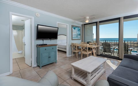 Island Winds East 108 Gulf Shores, Alabama, beach front, 2 bedroom condominium