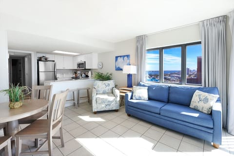 Phoenix All Suites West Hotel 1702, Gulf Shores, Alabama, beach front, 1 bedroom corner hotel suite on the top 17th floor