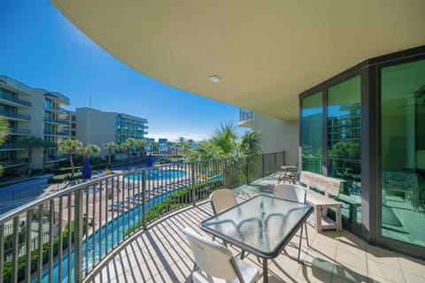 Phoenix on the Bay 1211, Orange Beach, Alabama, bay view, 3 bedroom condominium on the 2nd floor