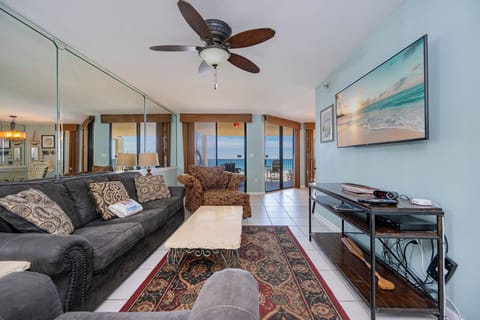 Phoenix V 207, Orange Beach, Alabama, beach front, 1 bedroom condominium on the 2nd floor