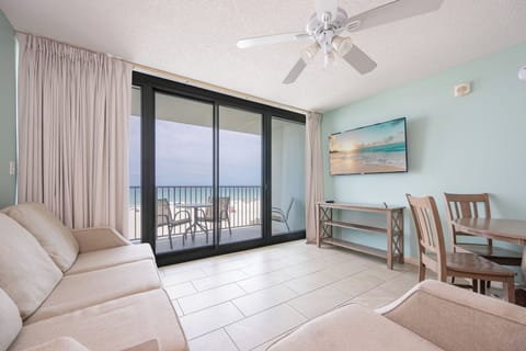Phoenix All Suites Hotel 207, Gulf Shores, Alabama, beach front, 1 bedroom fully equipped hotel suite on the 2nd floor
