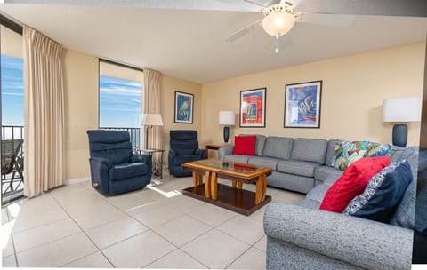 Phoenix V 608, Orange Beach, Alabama, beach front, 3 bedroom condominium on the 6th floor