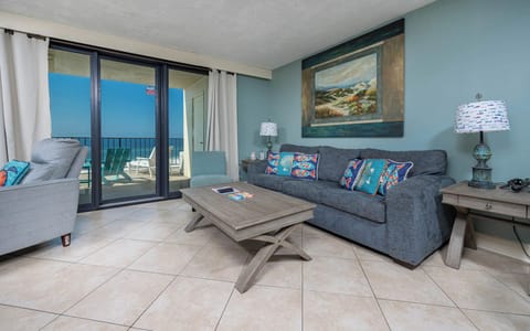 Phoenix I 1038, Orange Beach, Alabama, beach front, 3 bedroom condominium on the 3rd floor