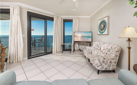 Phoenix East 1411 Orange Beach, Alabama, beach front, 3 bedroom condominium on the 14th floor