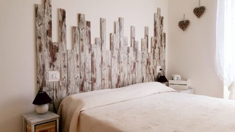 Double or Twin Room (3) | 1 bedroom, in-room safe, desk, blackout drapes